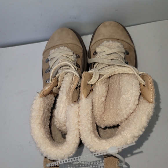 Steve Madden Reyen  Boots - Picture 4 of 7